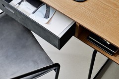 midj-apelle-desk-3