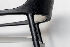 molteni-armchair-walter-02