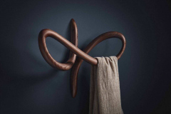 Vertigo-hanger-nomon-home-escultura-2