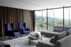 papadatos-parallel-low-table-04