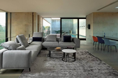 papadatos-parallel-low-table-09